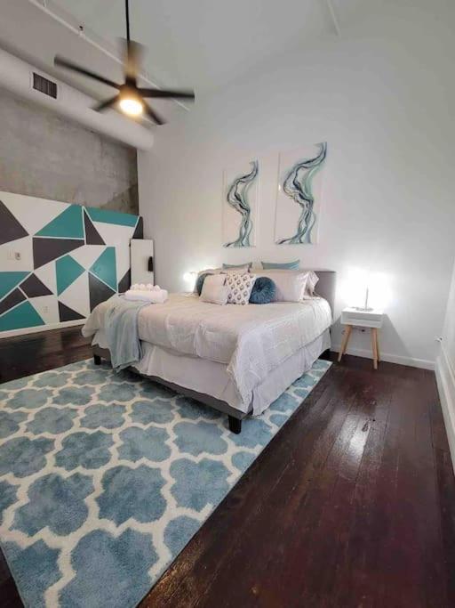 Luxury Condo “Walk To Everything” Memphis Eksteriør billede