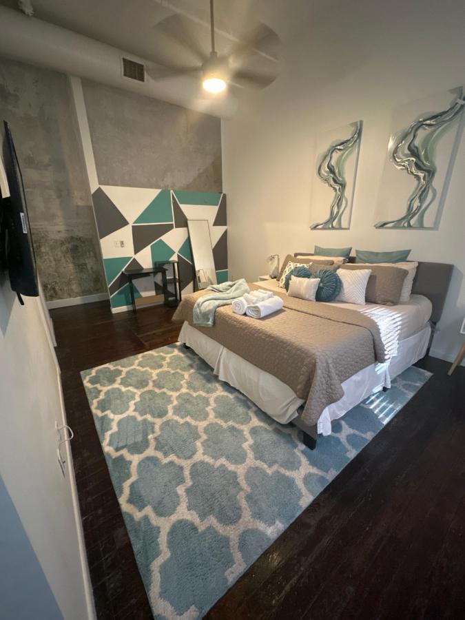 Luxury Condo “Walk To Everything” Memphis Eksteriør billede